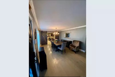 21 Kevin Road, Commack, NY 11725 - Photo 2