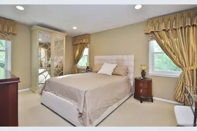 74 Hungerford Road, Briarcliff Manor, NY 10510 - Photo 12