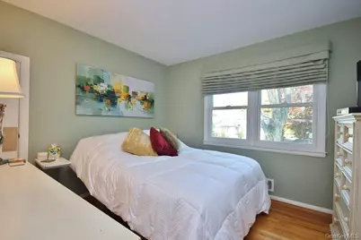 74 Hungerford Road, Briarcliff Manor, NY 10510 - Photo 18