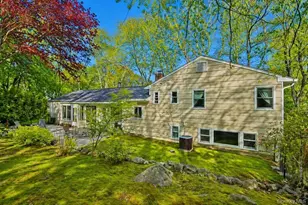 74 Hungerford Rd, Briarcliff Manor, NY 10510 - Photo 32