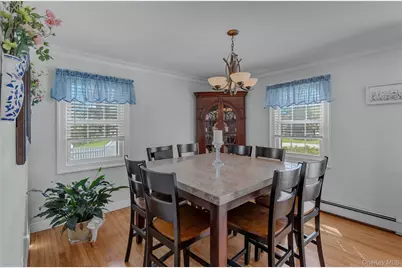 113 Roosevelt Avenue, Islip, NY 11751 - Photo 6