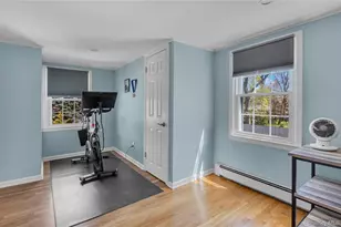113 Roosevelt Ave, Islip, NY 11751 - Photo 14
