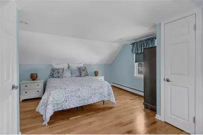 113 Roosevelt Avenue, Islip, NY 11751 - Photo 12