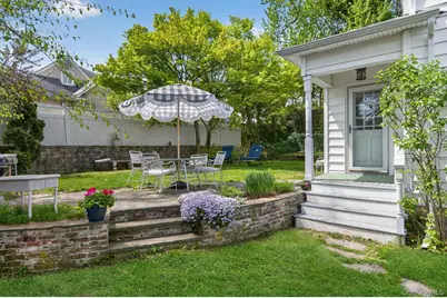 17 Riggs Place, Locust Valley, NY 11560 - Photo 24