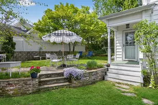 17 Riggs Pl, Locust Valley, NY 11560 - Photo 24