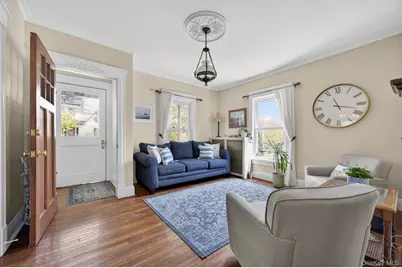 17 Riggs Place, Locust Valley, NY 11560 - Photo 6