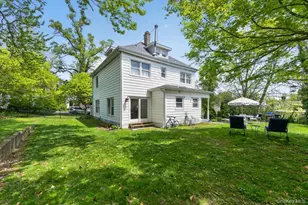 17 Riggs Pl, Locust Valley, NY 11560 - Photo 22