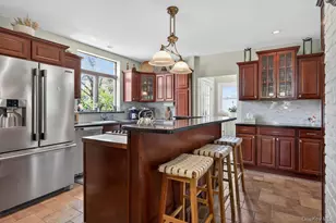 17 Riggs Pl, Locust Valley, NY 11560 - Photo 12