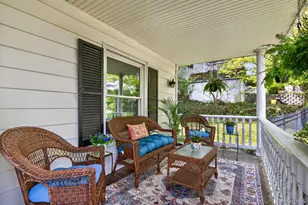 17 Riggs Pl, Locust Valley, NY 11560 - Photo 4
