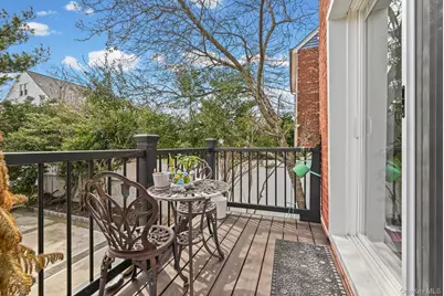 6 Dubonnet Road, Valley Stream, NY 11581 - Photo 18