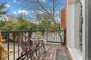 6 Dubonnet Rd, Valley Stream, NY 11581 - Photo 18