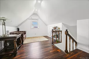 6 Dubonnet Rd, Valley Stream, NY 11581 - Photo 12