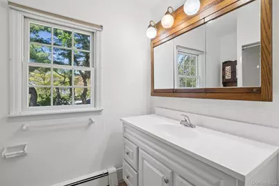 22 Baylis Place, Syosset, NY 11791 - Photo 32