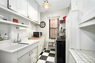 246 Bronxville Rd, Bronxville, NY 10708 - Photo 10