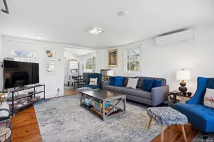 94 E Bay Ave, Hampton Bays, NY 11946 - Photo 4