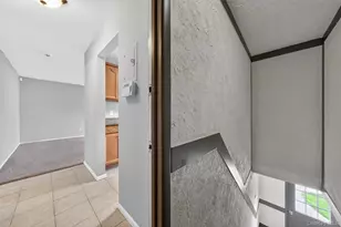 31 Doxbury Ln, Suffern, NY 10901 - Photo 4