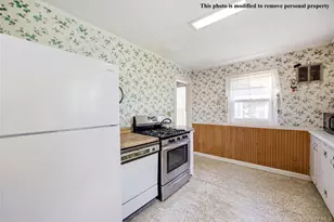 29 Lamport Ave, Port Jefferson Station, NY 11776 - Photo 10