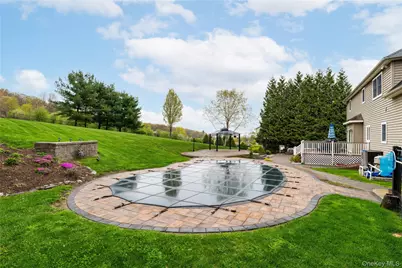 60 Idlewild Road, Marlboro, NY 12542 - Photo 4