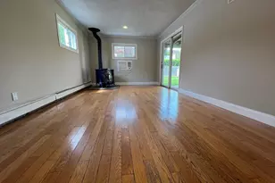 51 Friendly, Hicksville, NY 11801 - Photo 6