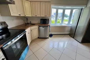 51 Friendly, Hicksville, NY 11801 - Photo 2