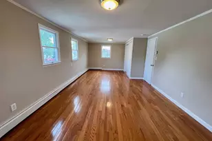 51 Friendly, Hicksville, NY 11801 - Photo 10