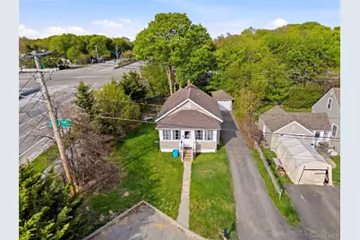 25 Lamport Avenue, Port Jefferson Station, NY 11776 - Photo 22