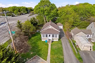 25 Lamport Ave, Port Jefferson Station, NY 11776 - Photo 22