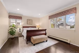 262 E Lexington Ave, Oceanside, NY 11572 - Photo 10