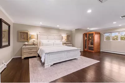262 E Lexington Avenue, Oceanside, NY 11572 - Photo 14