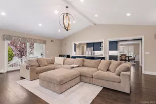 262 E Lexington Ave, Oceanside, NY 11572 - Photo 6