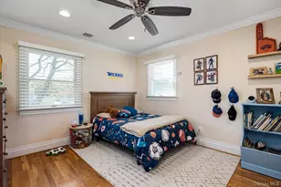 1 Catherwood Crescent, Melville, NY 11747 - Photo 20