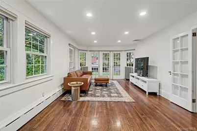 25 Vanderburgh Avenue, Larchmont, NY 10538 - Photo 6
