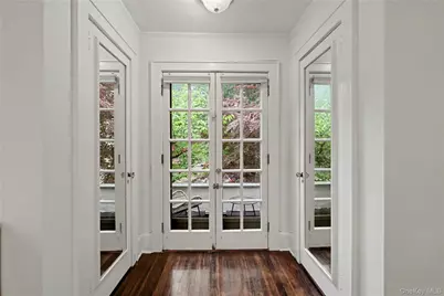 25 Vanderburgh Avenue, Larchmont, NY 10538 - Photo 24