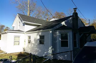 145 Conklin Ave, Patchogue, NY 11772 - Photo 2