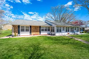 323 A Woodbridge Dr, Ridge, NY 11961 - Photo 16