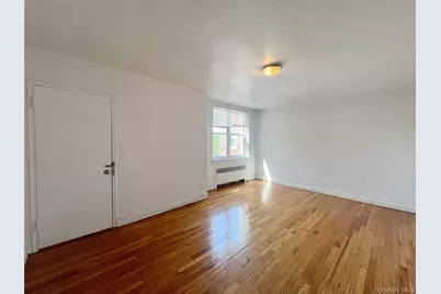 3011 Parsons Boulevard #7N, Flushing, NY 11354 - Photo 4