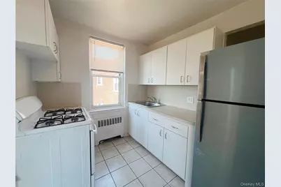 3011 Parsons Boulevard #7N, Flushing, NY 11354 - Photo 6