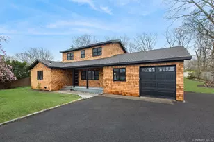 7 Mortimer St, Westhampton Beach, NY 11978 - Photo 2