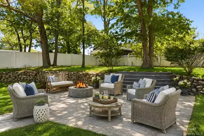 7 Mortimer Street, Westhampton Beach, NY 11978 - Photo 6