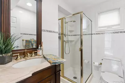 2064 Oliver Way, Merrick, NY 11566 - Photo 22