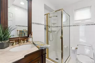2064 Oliver Way, Merrick, NY 11566 - Photo 22