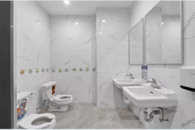 142-18 32 Avenue, Flushing, NY 11354 - Photo 22