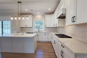 3421 Hawthorne Dr N, Wantagh, NY 11793 - Photo 6