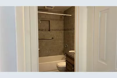 103 Birchwood Road #103, Medford, NY 11763 - Photo 12