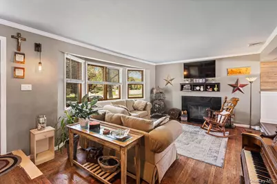 1733 Andrea Road, East Meadow, NY 11554 - Photo 4
