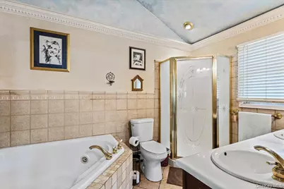 1733 Andrea Road, East Meadow, NY 11554 - Photo 18