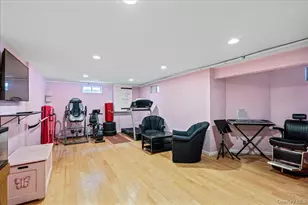 1733 Andrea Rd, East Meadow, NY 11554 - Photo 24