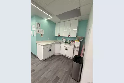136-46 41st Avenue #1E, Flushing, NY 11355 - Photo 4