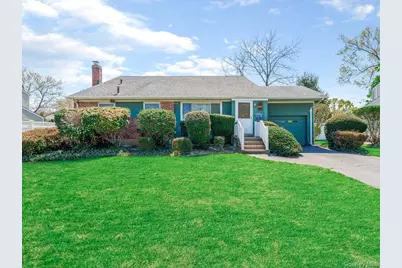 24 Jerold Street, Plainview, NY 11803 - Photo 1