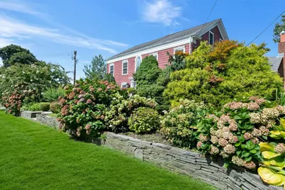 15405 Main Road, Mattituck, NY 11952 - Photo 1
